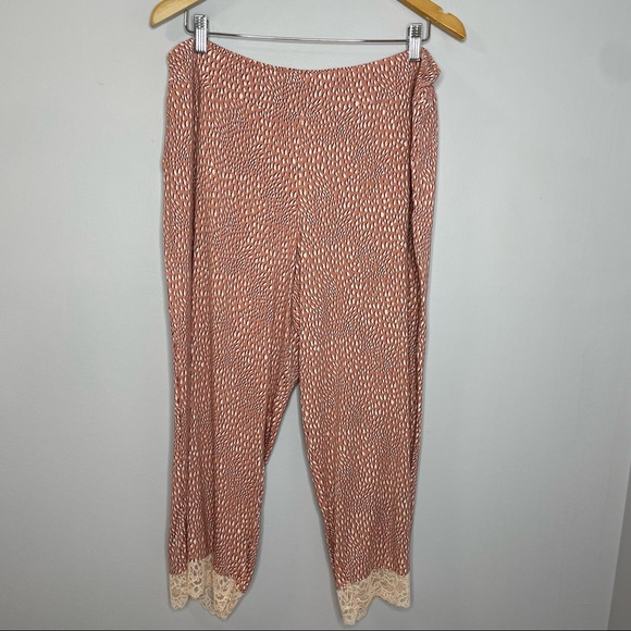 Soma Cool Nights Lace Trim Crop Pajama Set - Picture 3 of 13